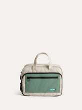 Paz Hanging Toiletry Bag